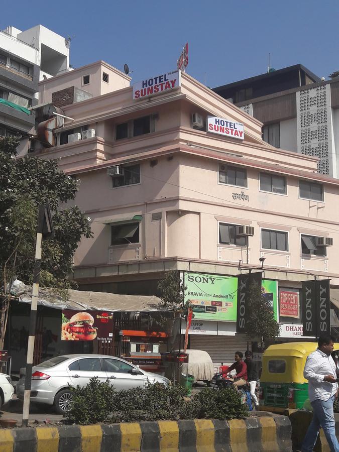 Hotel Sunstay Ahmadabad Zewnętrze zdjęcie