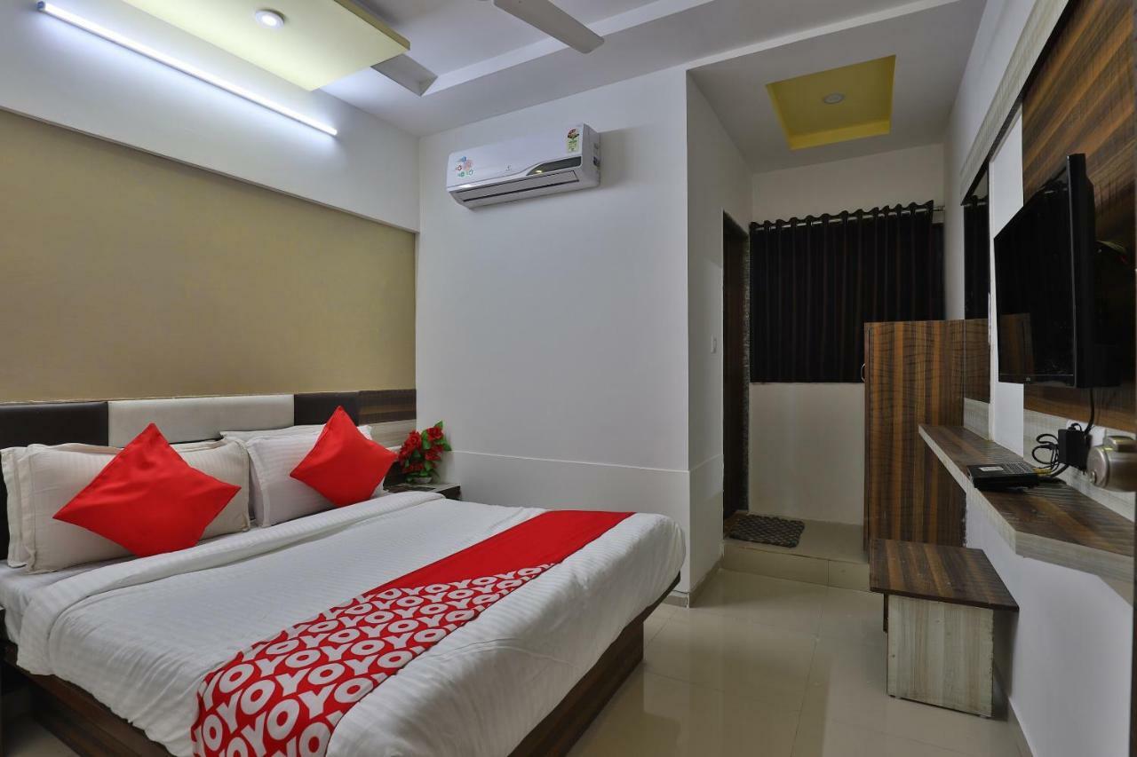 Hotel Sunstay Ahmadabad Zewnętrze zdjęcie